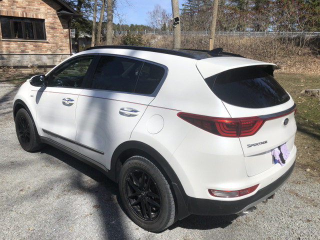 2018 Kia Sportage SX 2.0L Turbo 115,000 km$21,500 in Cars & Trucks in Markham / York Region - Image 3