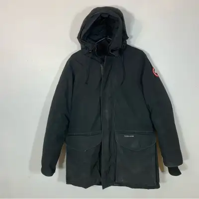 Men size small pit to pit 59 cm sleeves length 67cm 170$