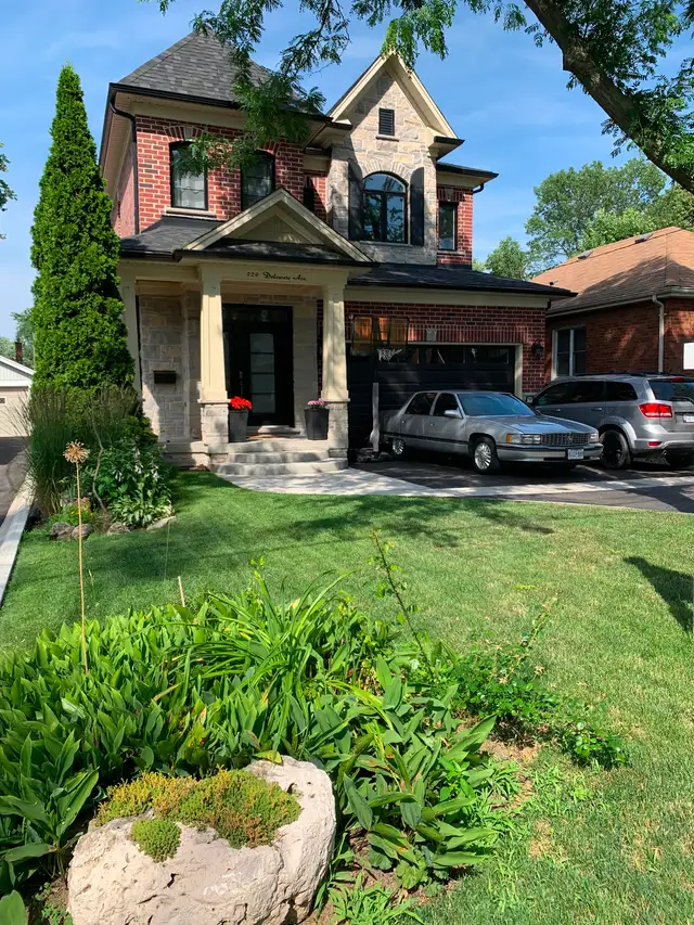 Executive Home Close To Lake & Downtown Burlington, February 15