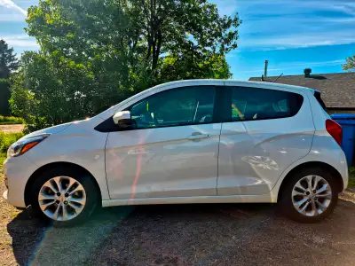 Chevrolet Spark LT 2021 en parfaite condition! :) - Un seul propriétaire - Caméra de recul, climatis...