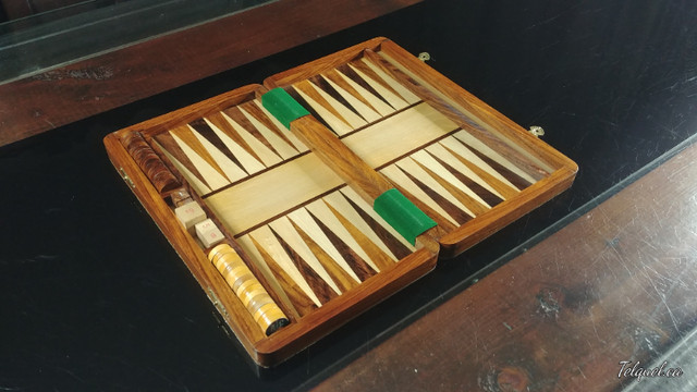 Backgammon en Marqueterie Style Designer dans Jouets et jeux  à Longueuil/Rive Sud - Image 2