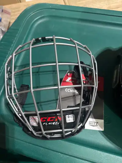 CCM FL40M Hockey Cage, View more