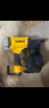 DeWalt 15 degree coil siding and fencing nailers
