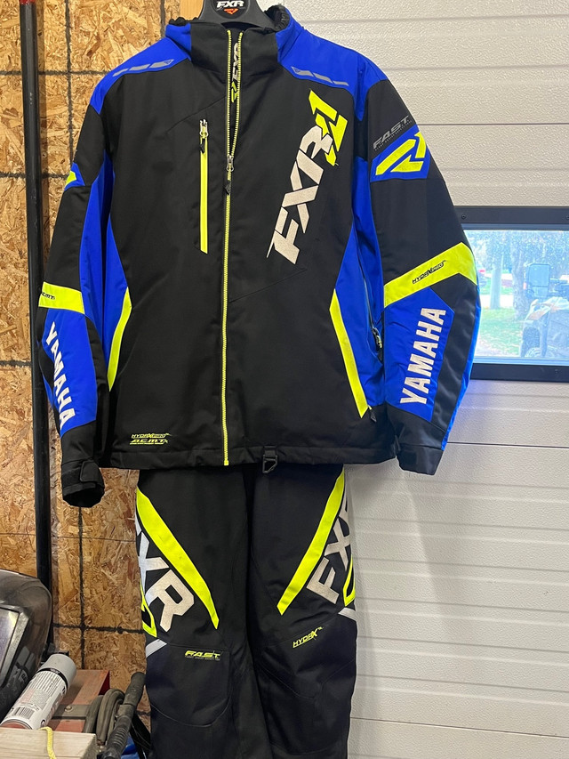Fxr fast floatYamaha snow suit   in Fishing, Camping & Outdoors in Stratford