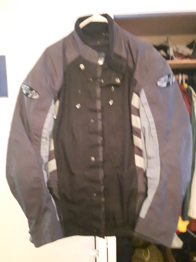 End of Biking Time Sale in Street, Cruisers & Choppers in Cowichan Valley / Duncan - Image 3
