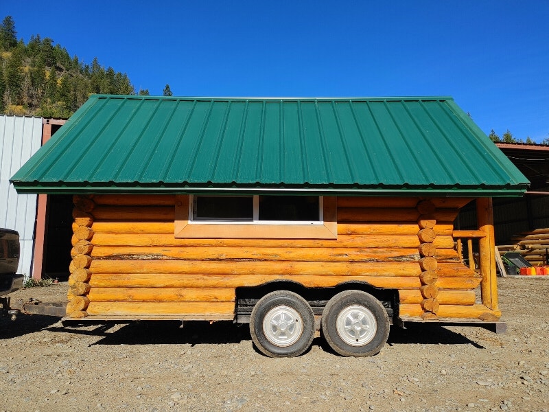 Log tiny house Other Nelson Kijiji