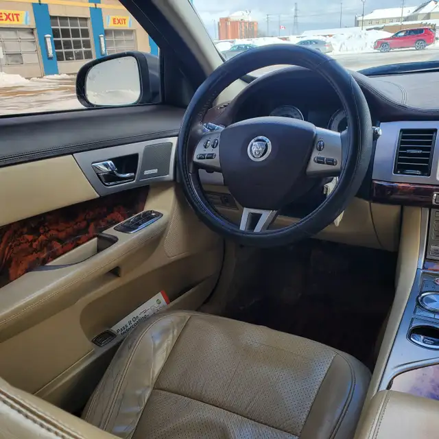 2009 Jaguar XF Premium Luxury in Cars & Trucks in Cambridge - Image 11