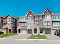 Town House for sale in Brampton