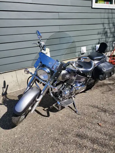 This 2006 Yamaha V-star 650 Silverado is in good shape... 19,700 km's. I just had it tuned up at Len...