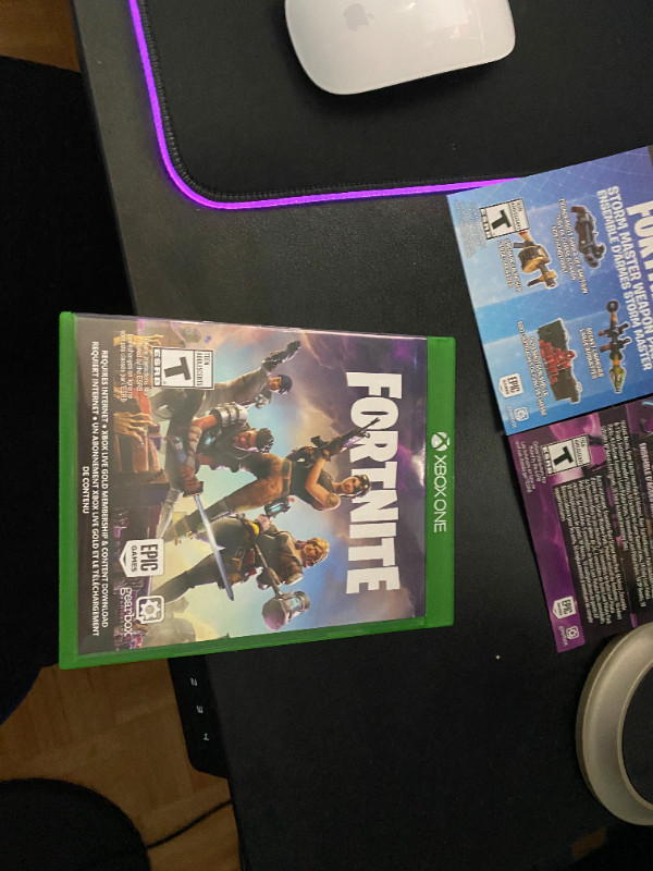 Fortnite Original Physical Copy Disk Case And Inserts Xbox One | XBOX One |  Ville de Québec | Kijiji