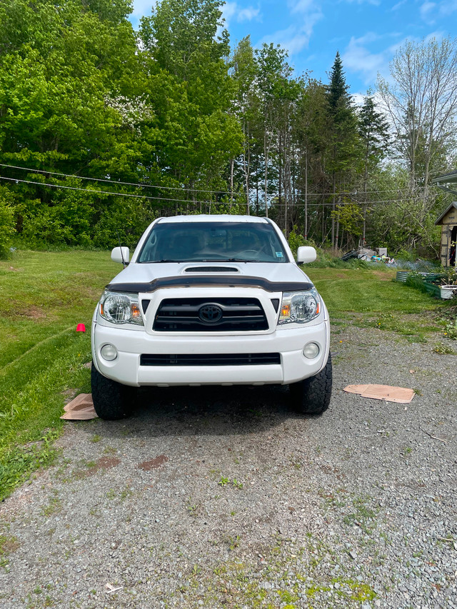 2007 Toyota Tacoma in Cars & Trucks in New Glasgow - Image 2