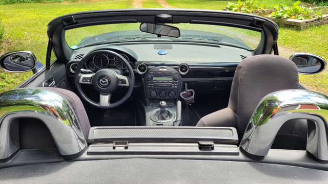 Mazda MX5 Miata in Cars & Trucks in Ottawa - Image 4