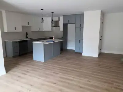 **Please directly send your inquire to our application email address!! LupineIslandRental@gmail.com...