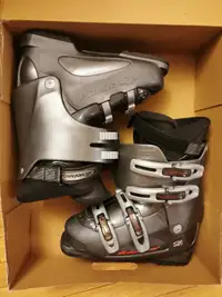 Like new Nordica BZX Ski boots, ladies' size 24.5 Silver Gray