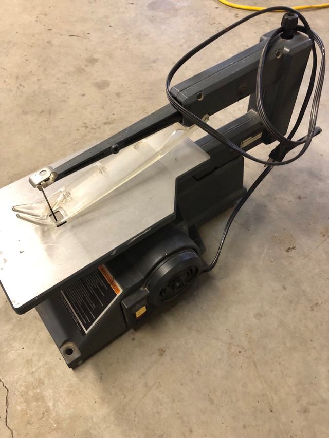 16 inch direct drive scroll saw  in Power Tools in Vernon - Image 3