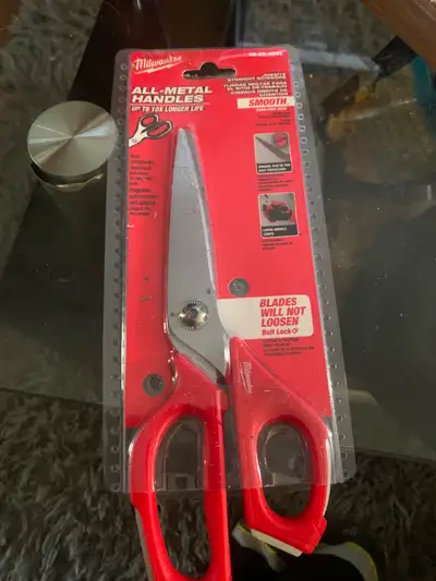 Milwaukee scissors, View more