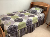 Reversible Comforter & Bedding