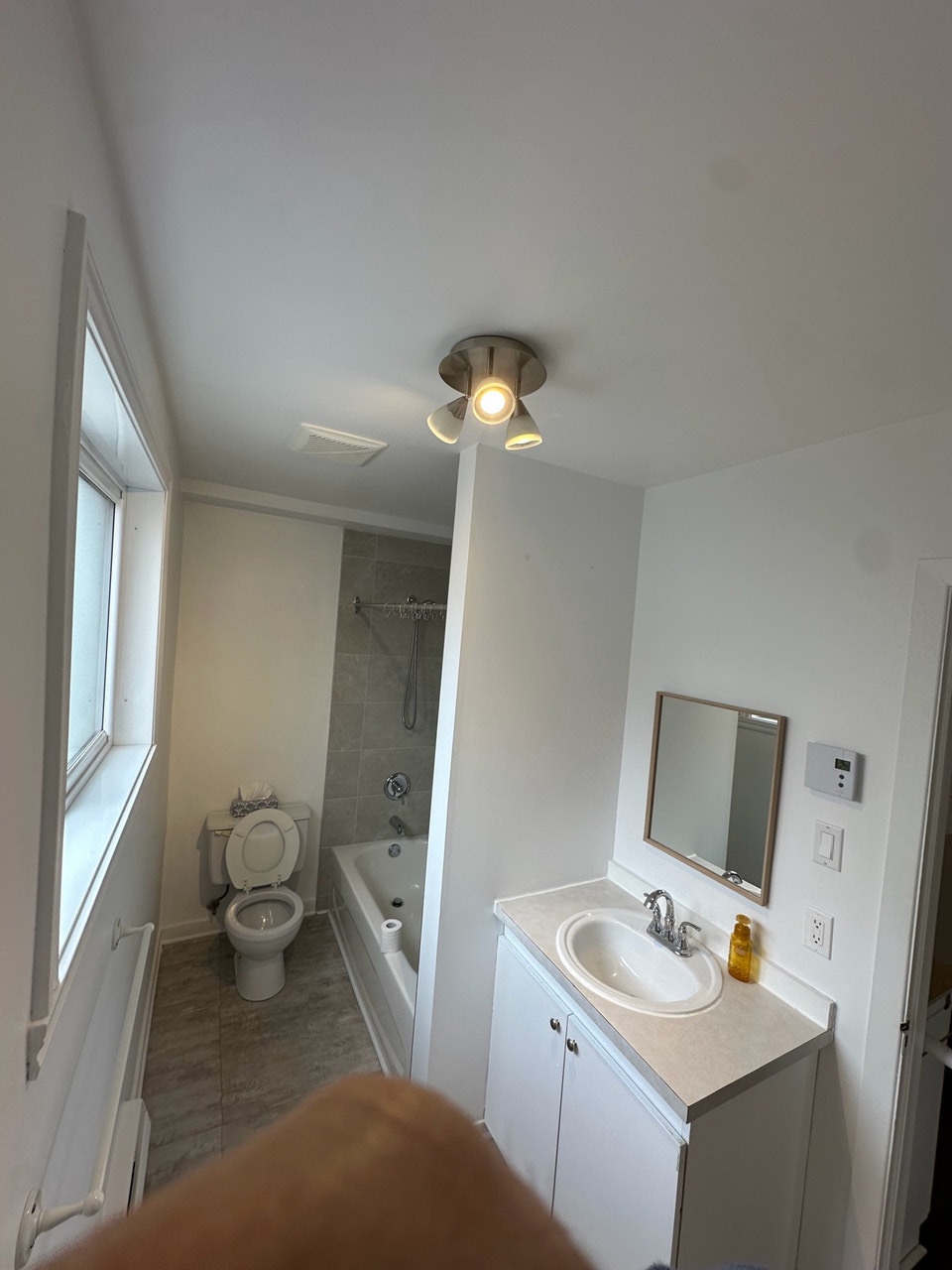 3 1/2 à louer à Vaudreuil , près de la gare de Dorion 5