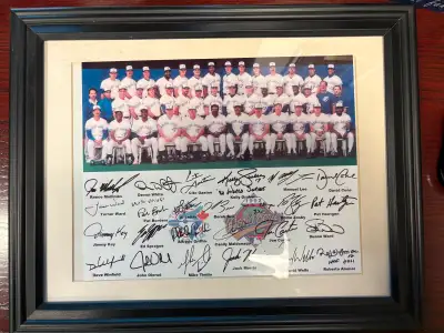 1992 Toronto Blue Jays autographed team photo , View more
