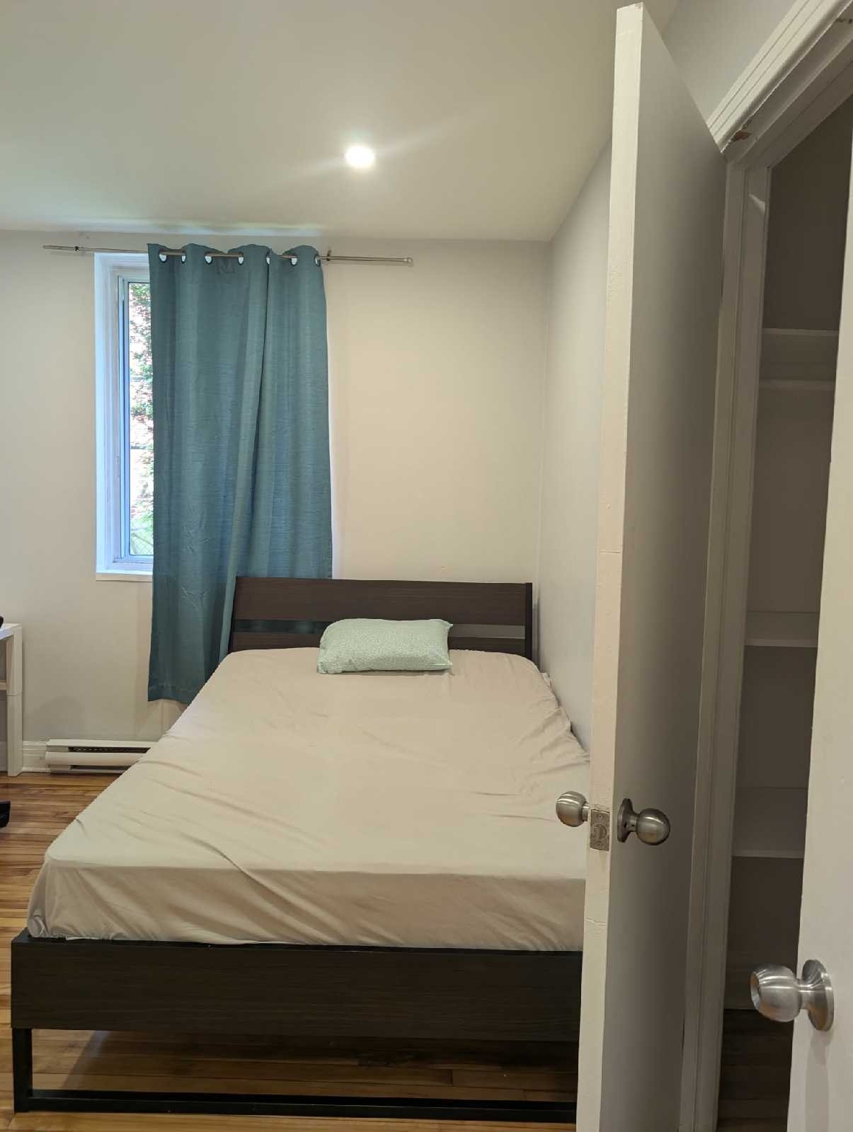 room for rent — photo 1