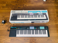 Yamaha PSR-12 Piano    Keyboard with Power    Supply & Box