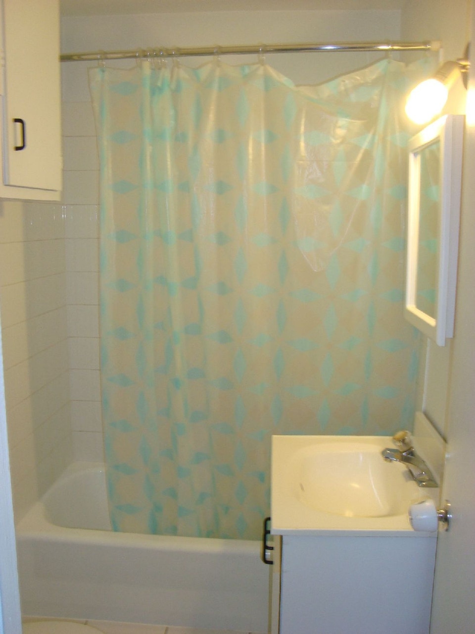 990$ - 3 1/2 à louer 1er novembre /1-Bdr for rent November 1st 5
