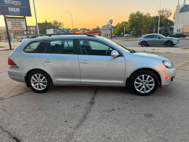 2014 VOLKSWAGEN GOLF TDI SPORTWAGEN in Cars & Trucks in Winnipeg - Image 4
