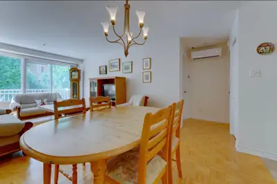 Pour vente rapide. Table de salle à manger, View more