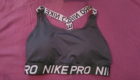 Nike pro sports bra 