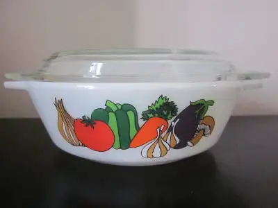 Vintage JAJ Pyrex English vegetable pattern From the 1960's Bowl/casserole with glass lid It is 7.25...