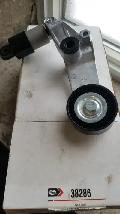 Selling brand new GatorBelt Tensioner w/Pulley Assembly for Toyota Corolla 1998-2008 Matrix 2003-200...