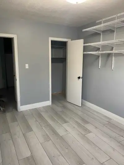 Room for Rent – $800 All Inclusive Park St. South, Peterborough (Between McKellar & King George) Loo...