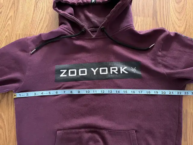 Zoo York men’s small hoodie, streetwear, burgundy in Men's in Oshawa / Durham Region - Image 7