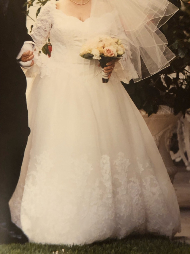 Robe de Mariée Démétrios - Wedding Dress dans Mariage  à Laval/Rive Nord