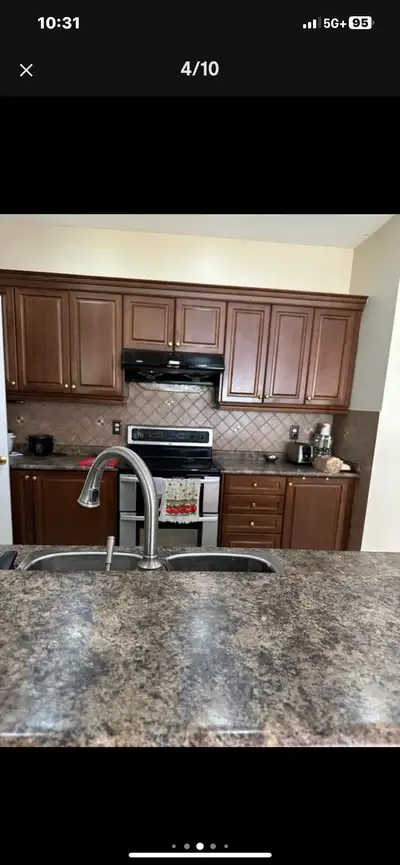 Brampton,For Male or female, Private ,Upper house ,Fully furnished (PRIVATE)Room ,just a minute walk...