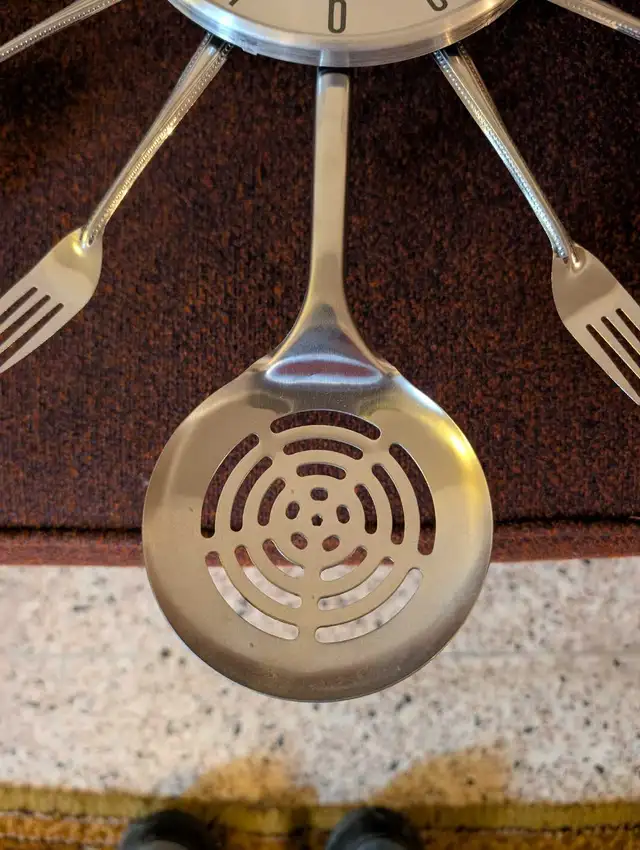 Kitchen Wall Clock in Home Décor & Accents in Markham / York Region - Image 4