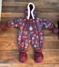 Baby snow suit - 9M 