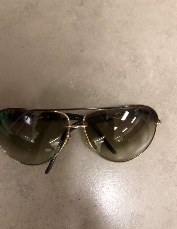 (Authentic)Gucci Marina Chain Aviator Sunglasses GG in Jewellery & Watches in Mississauga / Peel Region