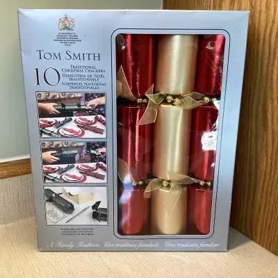 10 pack Tom Smith Traditional Christmas Crackers, View more
