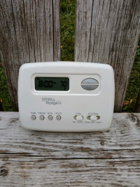 Never Used White Rodgers Electronic Thermostat, Heat/Cool