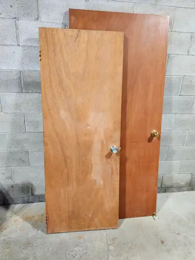 HOLLOW CORE doors with hardware installed. 28 x 74 inch........$20. 36 x 80 inch.......$25. The hard...