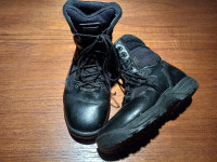 Magnum Snow boots Size 6
