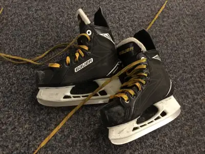 Bauer kids skates s140 size y13, View more