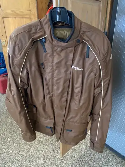 Assorted men's and lady's riding gear, all in good and usable condition. No longer riding. Come have...