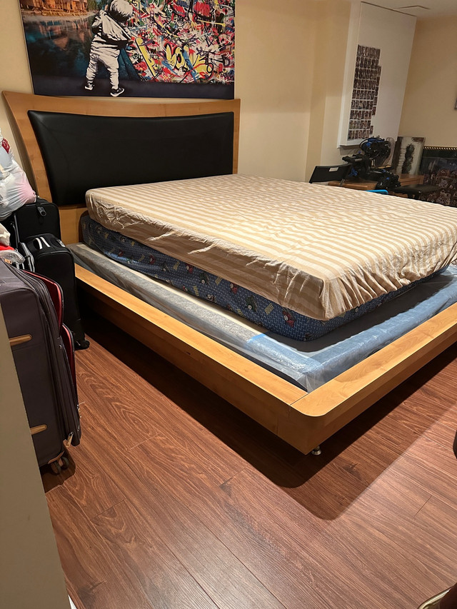 Queen bedroom set for sale with nightstands  in Beds & Mattresses in Markham / York Region - Image 2