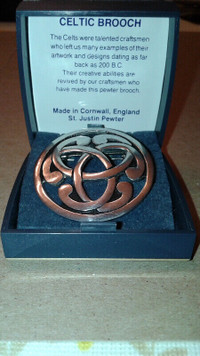NEW cond.--ST. JUSTIN PEWTER CELTIC BROOCH made Cornwall England