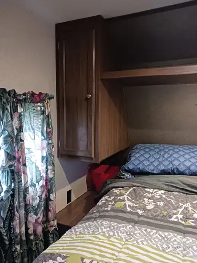 30 ft Camper with a 14 Ft slide out, and 20ft electric Awning. It has an electric Jack, comes with a...
