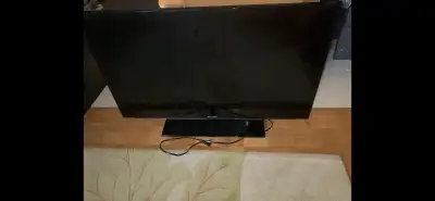 TV SAMSUNG 40" FOR PARTS OR REAPER, View more