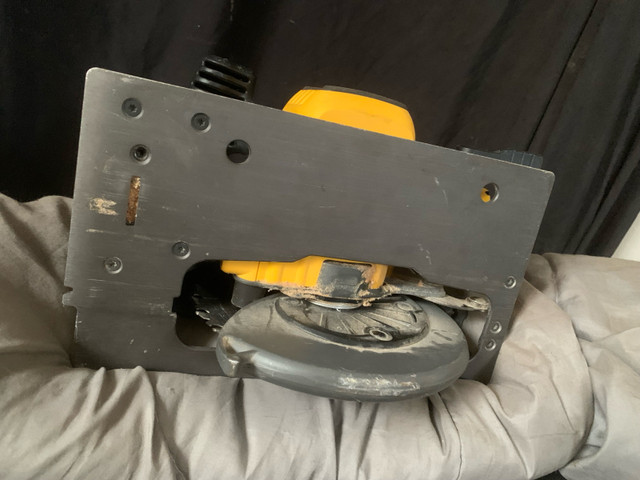 Dewalt 60V Circular Saw in Power Tools in Brantford - Image 3