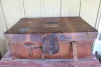 Old Leather Travelling Suitcase/Trunk - Berlin, ON, Huron South